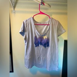 Women’s Columbia Tee shirt